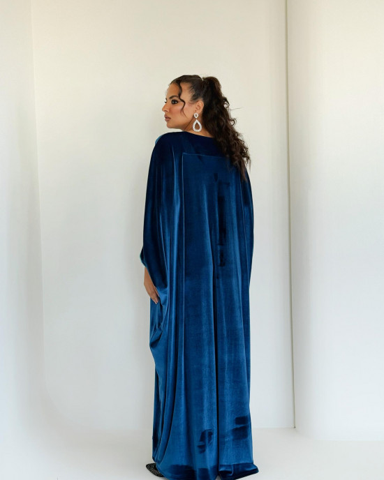 Luxurious Velvet Abaya in Royal Colors