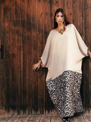 Royal caftan with a luxurious modern design