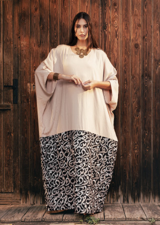 Royal caftan with a luxurious modern design