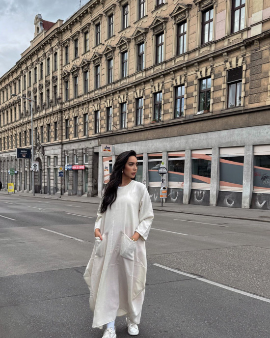 Casual dress with long sleeves in pink linen