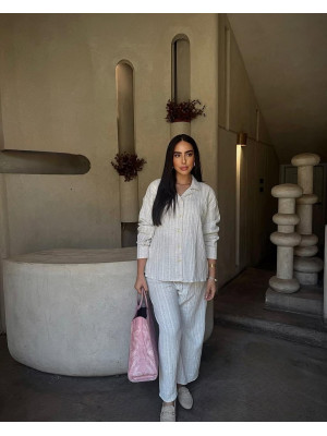 Wide White Linen Set with Long Sleeves 