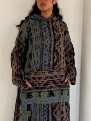 Long Hoodie with Wide Sleeves and Hood