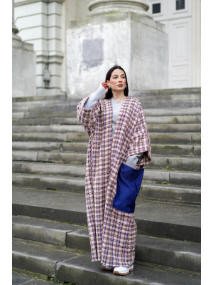 Luxury Merino Wool Coat with Modern and Elegant Design