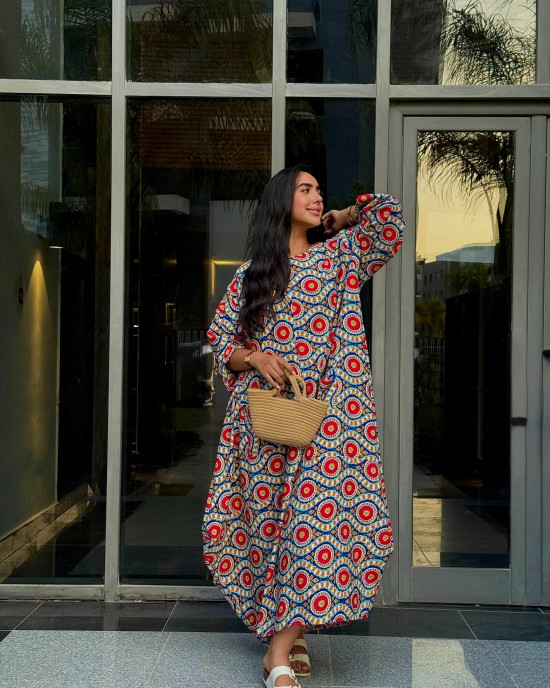 Long dress with elegant design