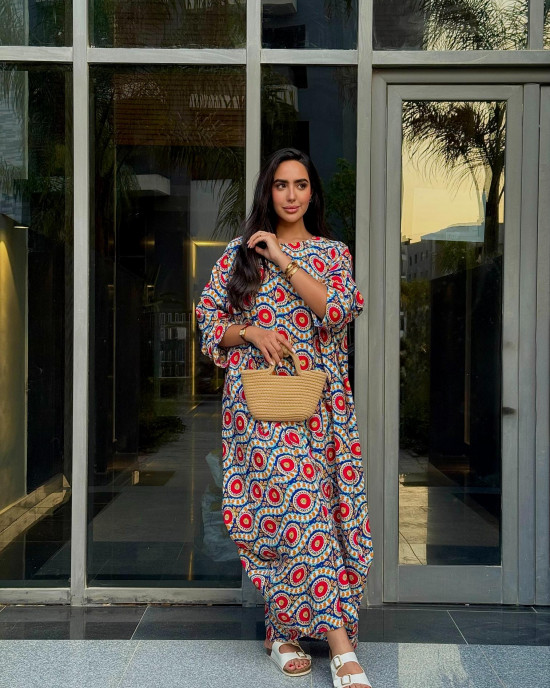 Long dress with elegant design