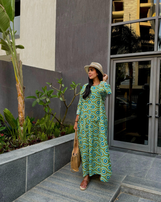 Long dress with elegant design