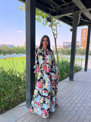 Long dress with colorful floral patterns