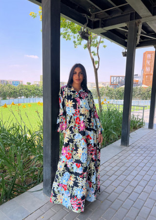Long dress with colorful floral patterns