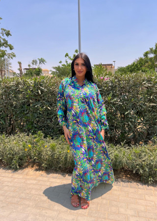 Long dress in brightly colored patterns