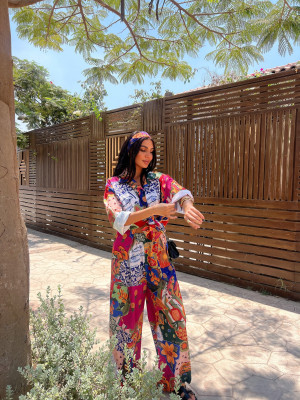 Linen Set with Modern Floral Prints & Vibrant Colors