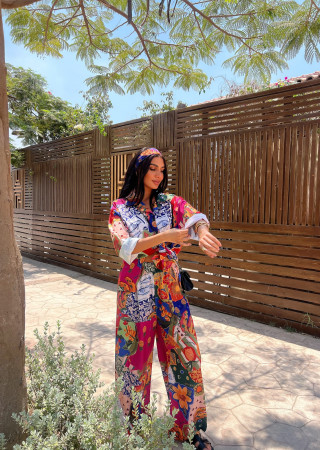 Linen Set with Modern Floral Prints & Vibrant Colors